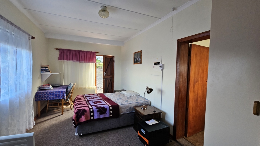 5 Bedroom Property for Sale in Jongensfontein Western Cape